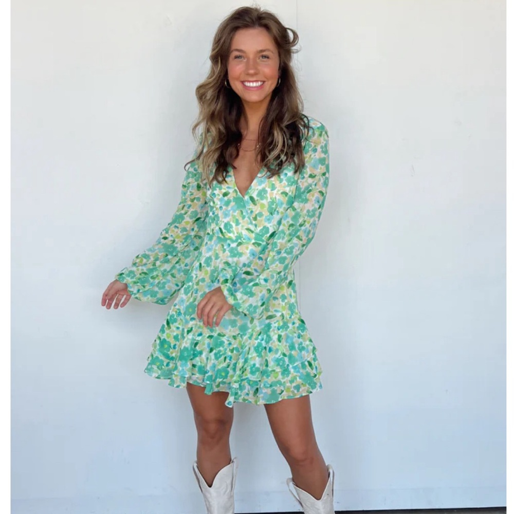 NWT VESTIQUE Spring Soirée Dress